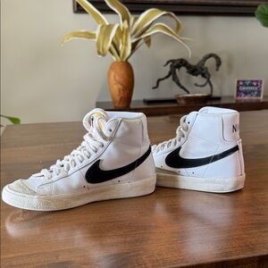Nike White and Black High-Tops Blazers- Great Condition 1 owner purchased new.